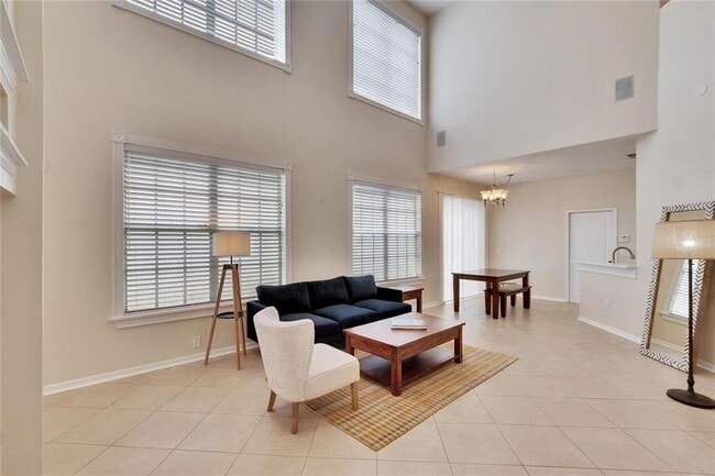 Building Photo - 9105 Crystal Commons Way