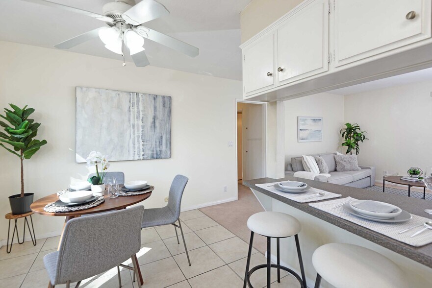 Building Photo - 2002 Missouri St