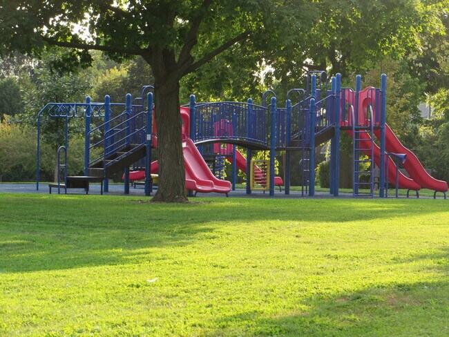 Building Photo - 1125 Wilt St