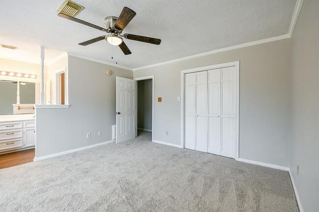 Building Photo - 3423 Berry Grove Dr