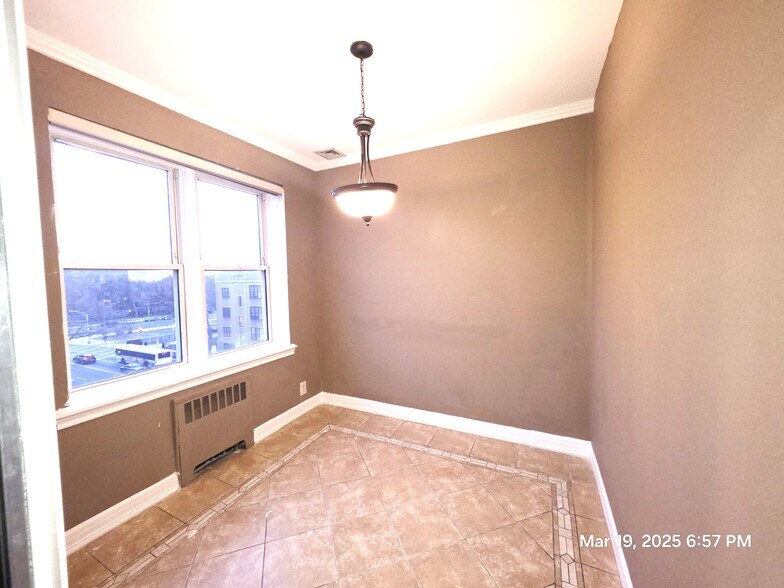 bed room2 - 2520 John F Kennedy Blvd