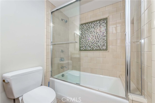 Building Photo - 2816 Manhattan Ave