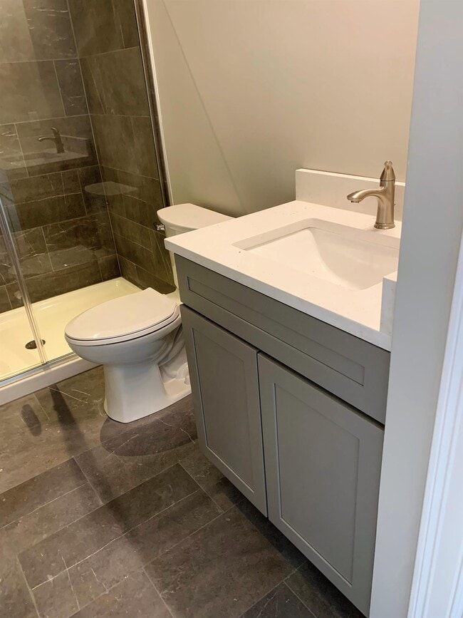 Building Photo - 11 Goodhue St