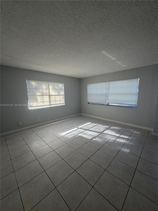 Building Photo - 11472 NW 42nd St