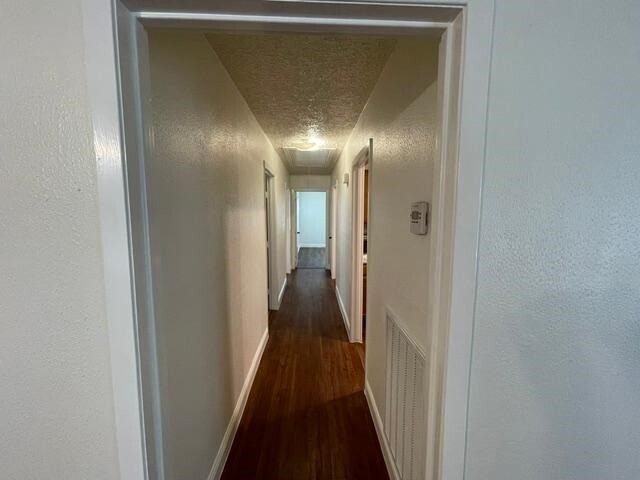 Building Photo - 1805 Wycliffe Dr