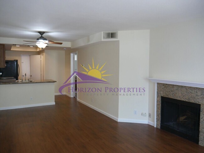 Building Photo - 1 Bed 1 Bath 682 sq ft. Condo in Foothill Farms