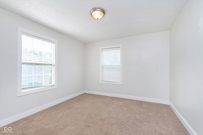 Building Photo - 1414 E 46th St