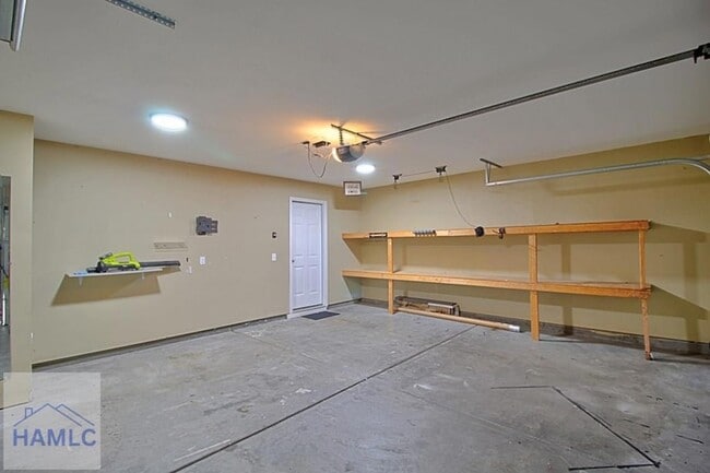 Building Photo - 315 Connor Ct