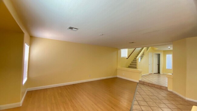 Building Photo - 5579 Vision Quest Ct