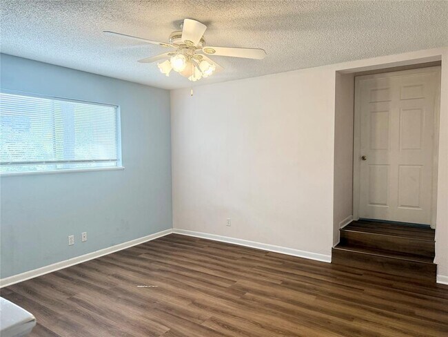 Building Photo - 12717 Burson Dr