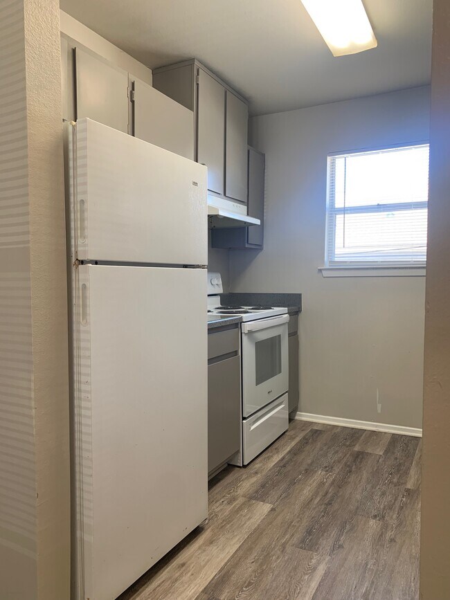 Pearlwood Apartments 400 Pearlwood Dr Pearl MS 39208 Apartment Finder