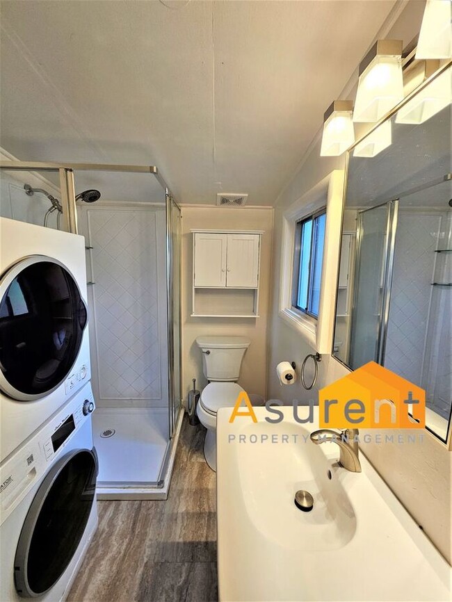 Building Photo - Great Ashland Home Available Soon!