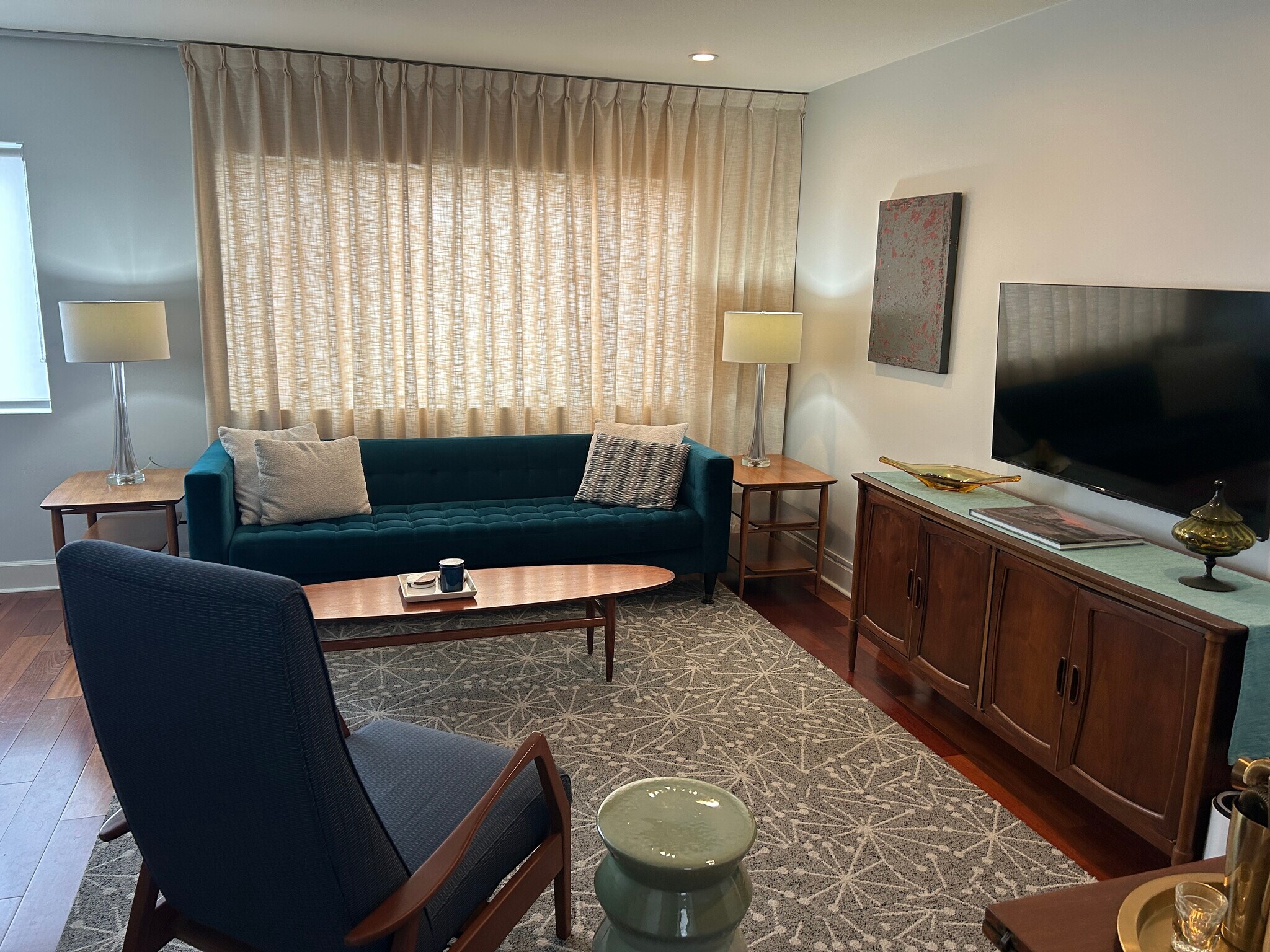 Living Room - 3907 Georgia St