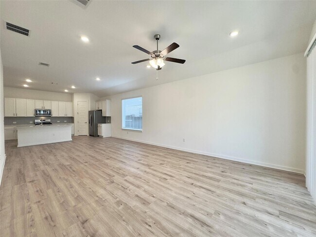Building Photo - 2109 Gabriels Horn Rd