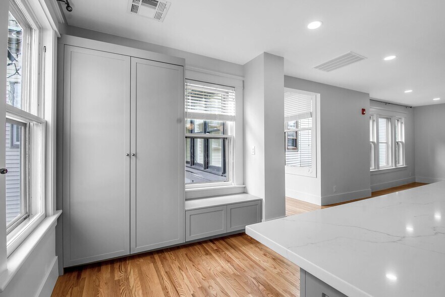 Building Photo - 349 Elmwood Ave