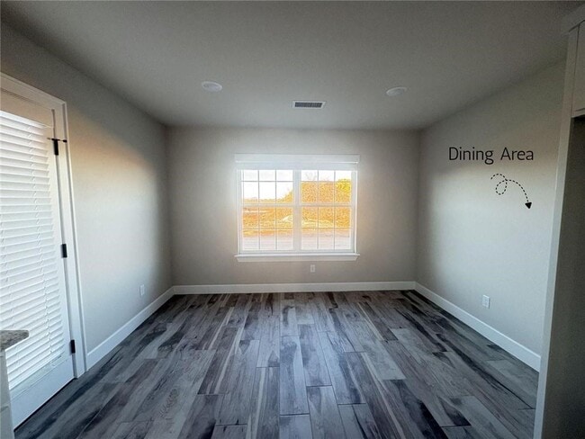 Building Photo - 3100 SW Lovely Ln