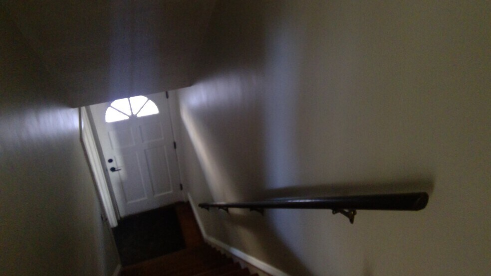 Building Photo - 1240 Manor St