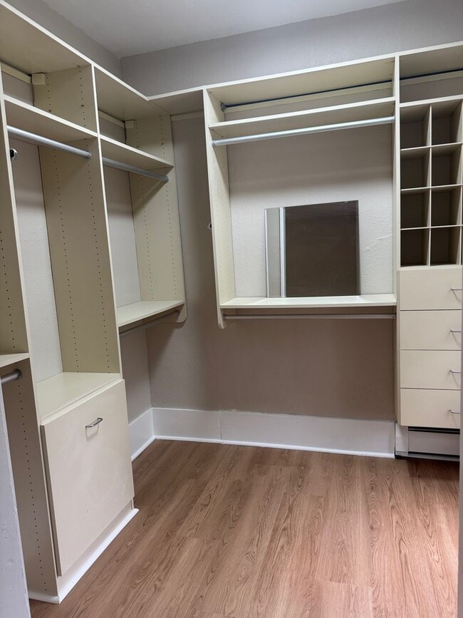Building Photo - Embrace Timeless Charm with Modern Comfort