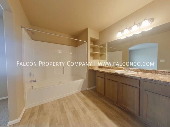 Building Photo - 7713 Jack Pine Grv