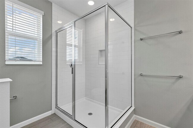Building Photo - 518 Lady Palm St