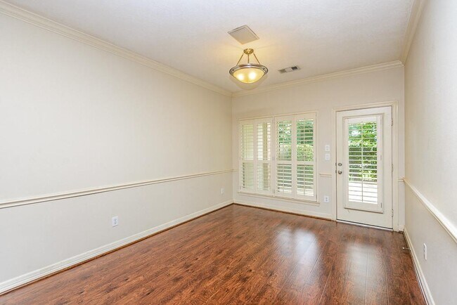 Building Photo - 12330 Timber Hollow