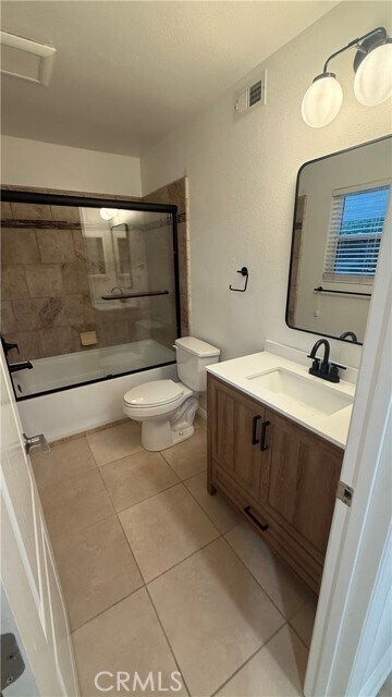 Building Photo - 1056 Calle Del Cerro