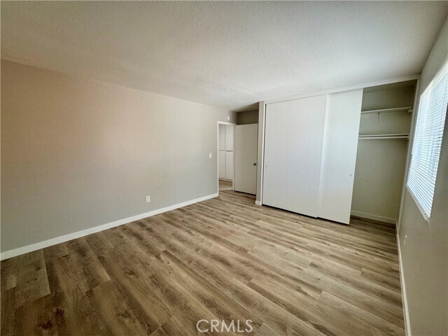Building Photo - 7631 Ellis Ave