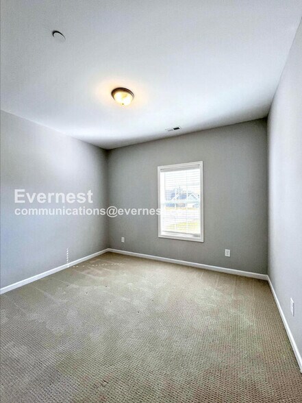 Building Photo - 1117 Prospect Ct