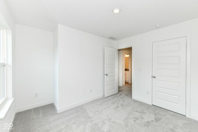 Building Photo - 9326 Somerford Dr