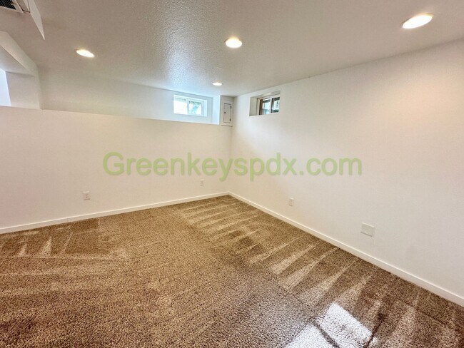 Building Photo - 4-Bedroom 2-Bathroom Mid-Century Ranch wit...