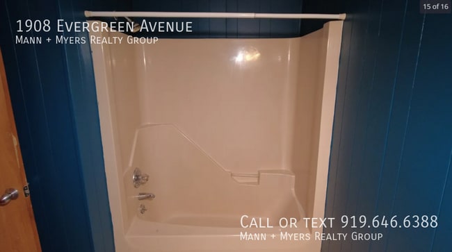 Building Photo - 1908 Evergreen Ave