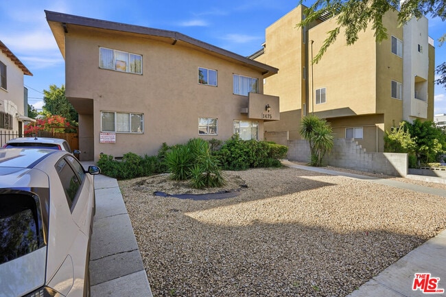 Building Photo - 1475 S Wooster St