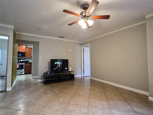 Building Photo - 10904 SW 72nd St