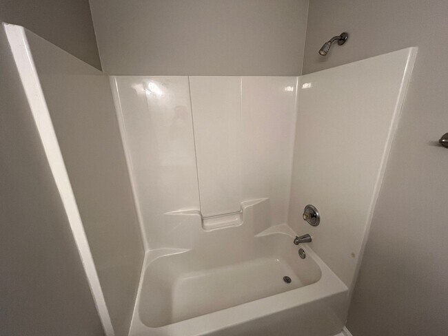 Building Photo - 5324 Glen Canyon Rd