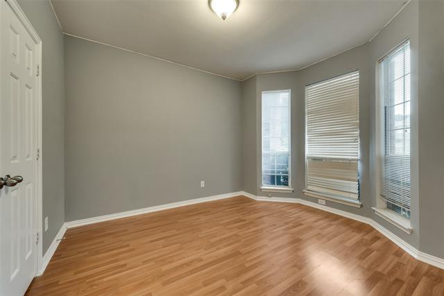 Building Photo - 1152 San Saba Dr