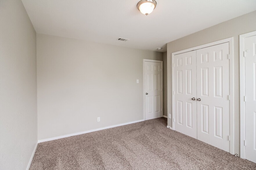 Building Photo - 926 Hannah Way