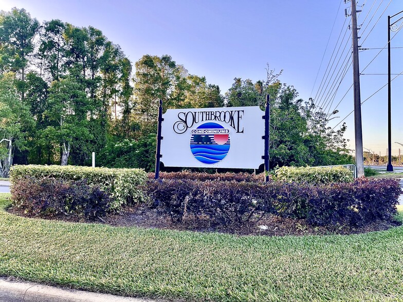 Front Entrance - 4814 S Semoran Blvd