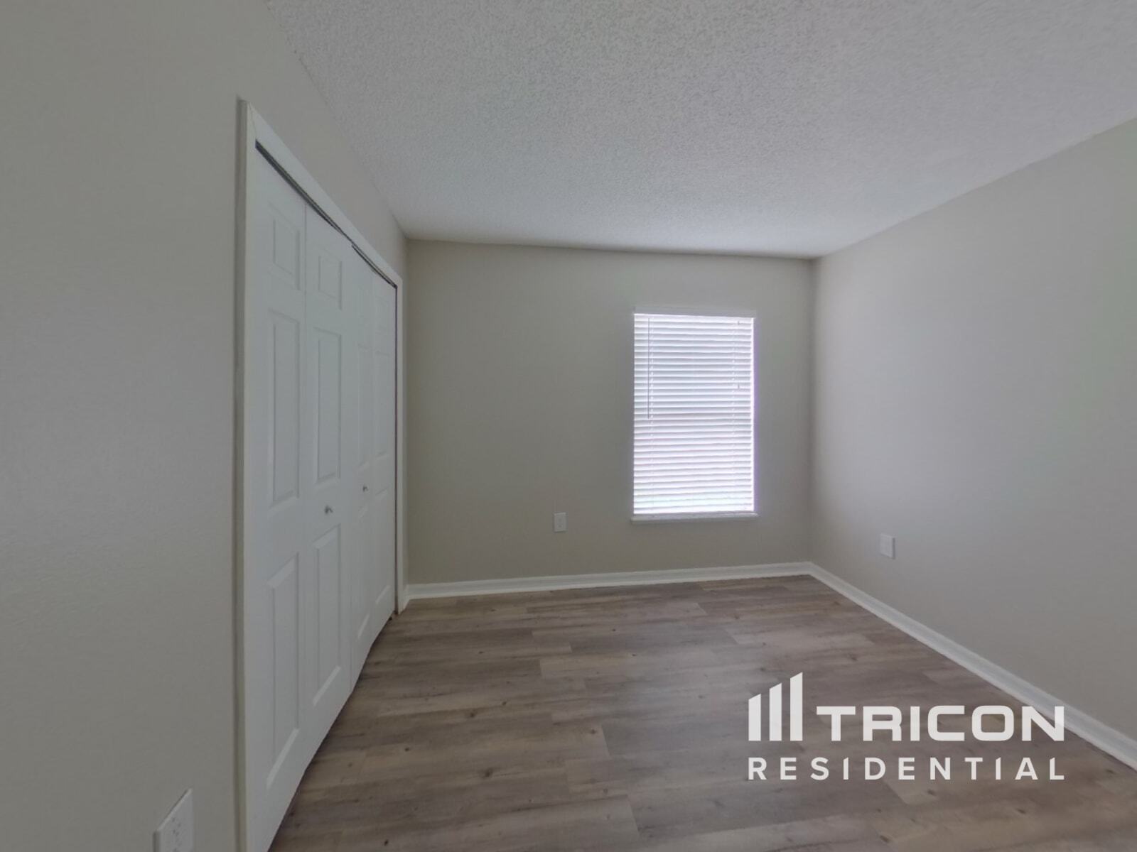 Building Photo - 321 Placid Lake Dr