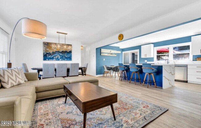 Building Photo - 70 Avery Ave