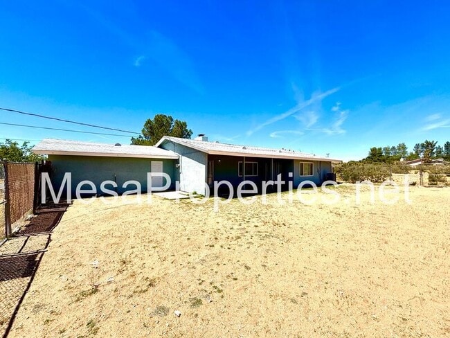 Building Photo - 15090 Acoma Rd