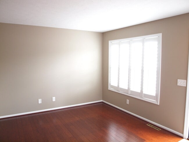 Building Photo - 834 34th St NW