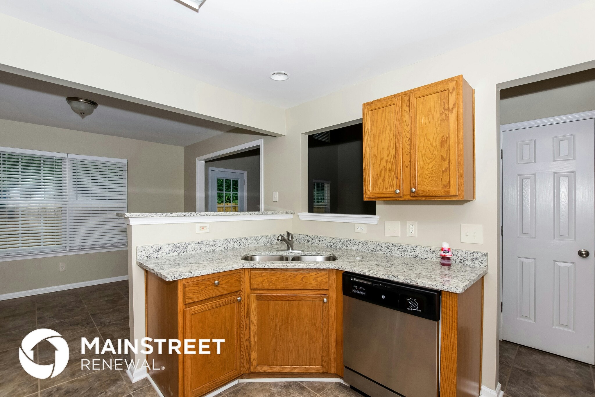 Building Photo - 7929 Bristle Ln