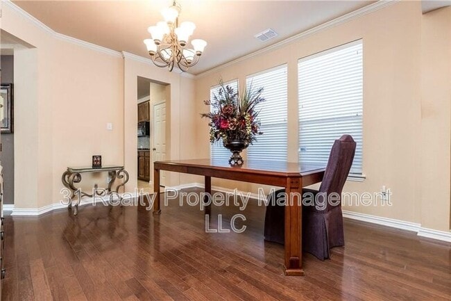 Building Photo - 5324 Oakley Rd