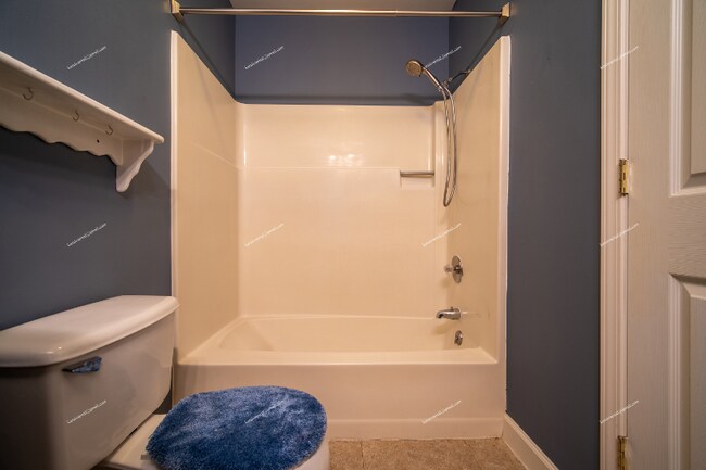 Building Photo - 8709 Olde Colony Trail