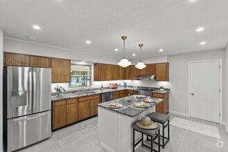 Building Photo - 521 Bryanwood Pkwy
