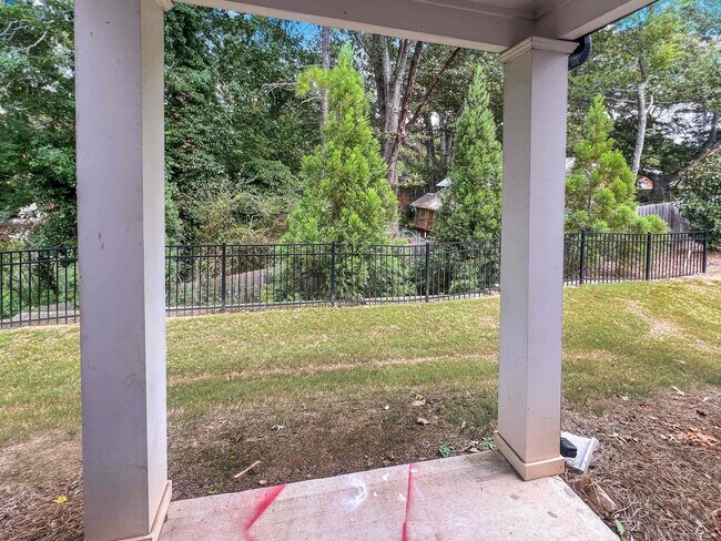 Building Photo - Fantastic 3 BR/2.5 BA Marietta Townhome in...