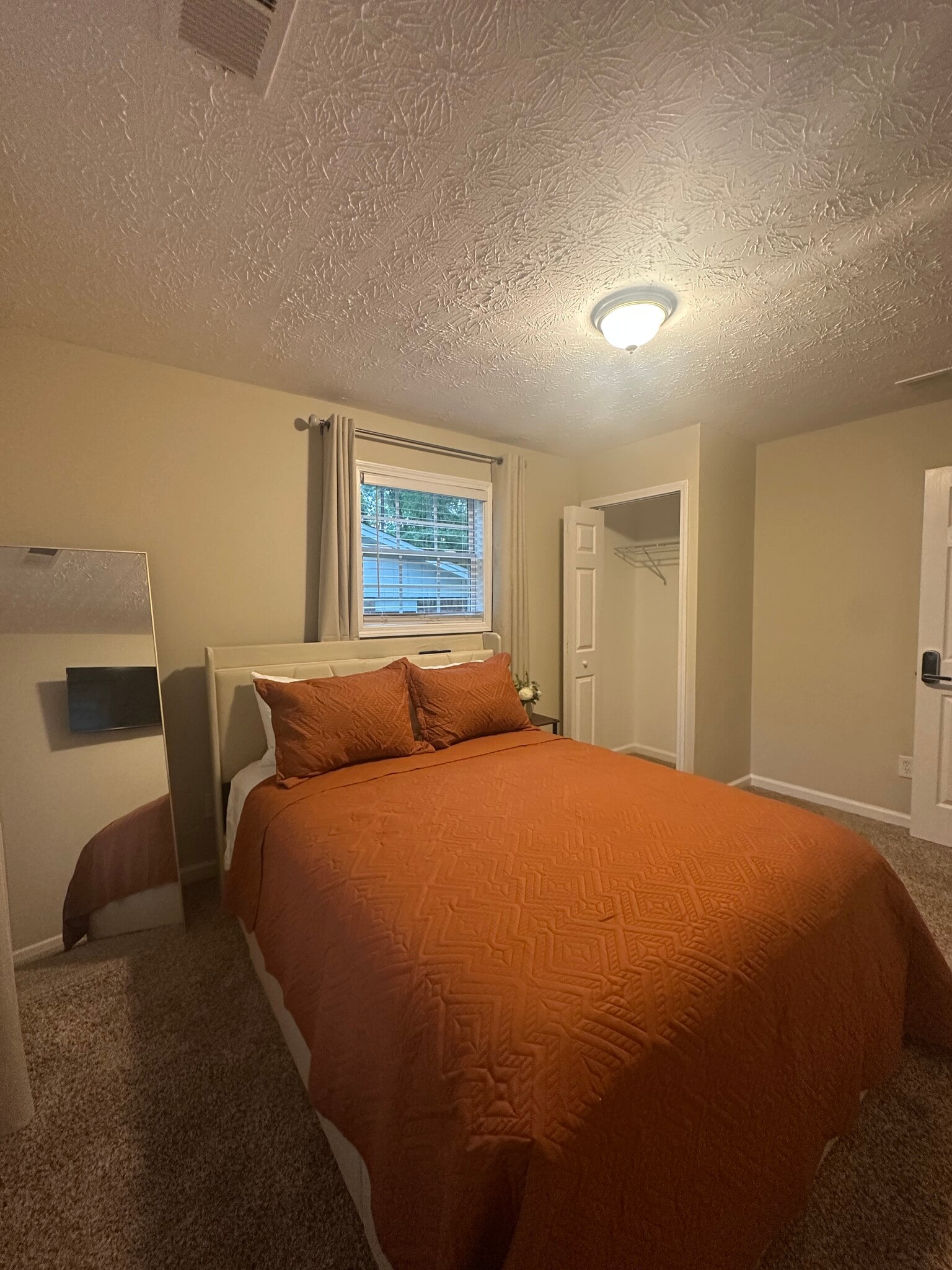 Building Photo - 6630 Leisure Trl