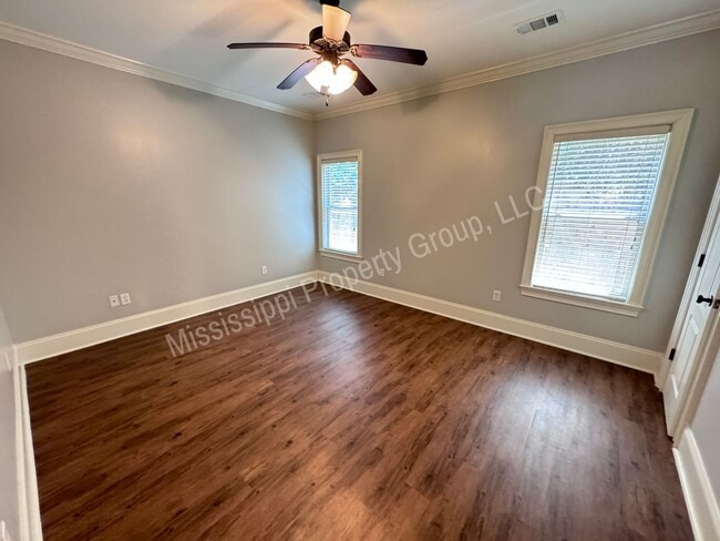 Building Photo - 3BR/3BA For Rent