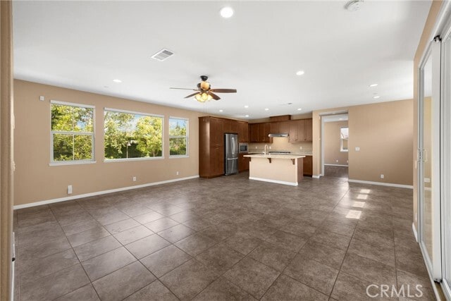 Building Photo - 403 Sevilla Dr