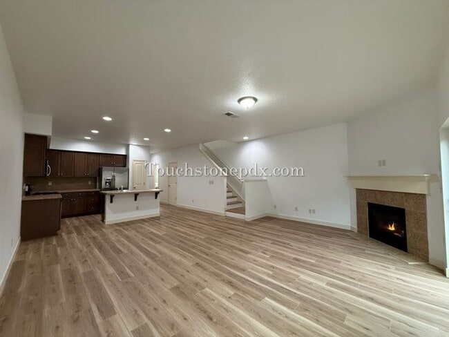 Building Photo - 16316 SE Scoria Ln